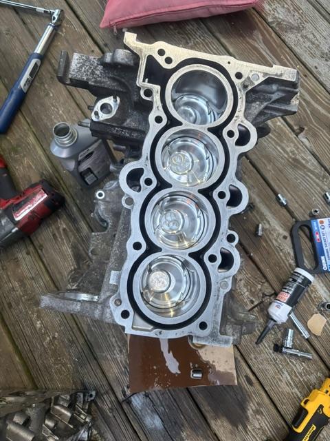 DIY engine repair guides for engine rebuilding